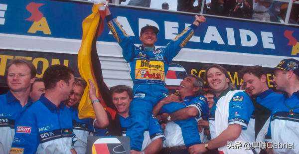 F1史上10位最年輕的世界冠軍 維斯塔潘入榜 維特爾創造歷史