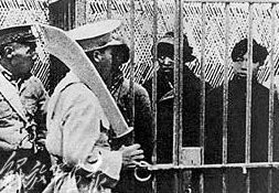 1965年毛主席重上井岡山，老人求見卻被警衛阻攔，主席：一定要見