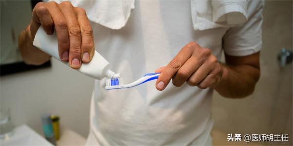 有一種痛，叫口腔潰瘍！醫生提醒：牢記這幾招，促進口腔潰瘍癒合