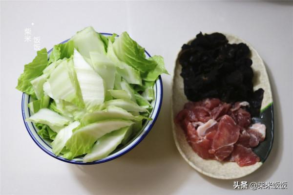 白菜燉豆腐,這樣做才好吃,豆腐鮮香多汁,白菜脆嫩爽口 白菜燉豆腐,這樣做才好吃,豆腐鮮香多汁,白菜脆嫩爽口