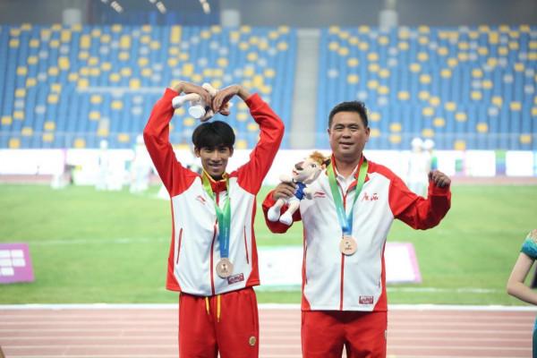 女子水球決賽傳捷報 牛冠男為廣西代表團奪首金 女子水球決賽傳捷報 牛冠男為廣西代表團奪首金