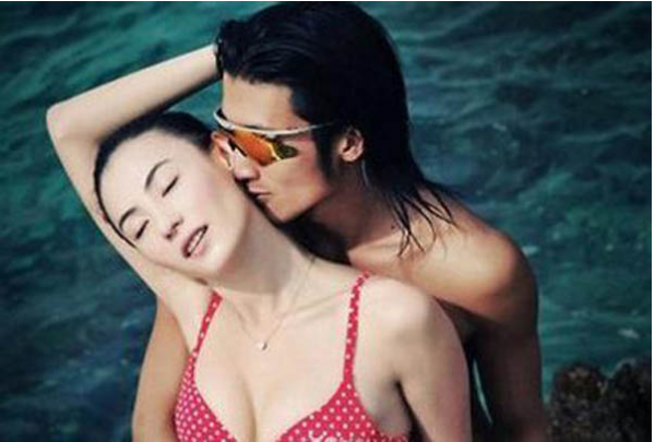 曾經無比甜蜜,如今反目成仇?這6對昔日明星情侶,永遠不會和好 曾經無比甜蜜,如今反目成仇?這6對昔日明星情侶,永遠不會和好