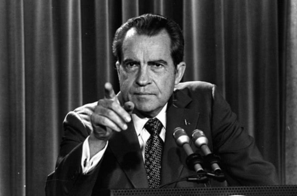 1969年美國偵察機越境偵察，被朝鮮直接擊落，美國為何選擇隱忍？