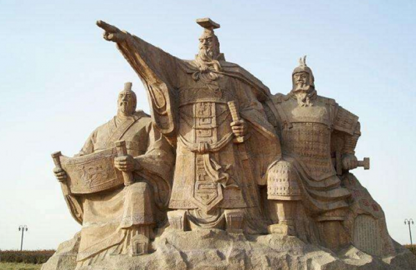 春秋時期，晉國霸主與周王室是怎樣的依存關係？