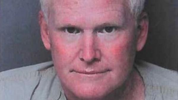 寵兒狂魔,為兒子能領千萬保險金,美國一爹買兇殺自己 寵兒狂魔,為兒子能領千萬保險金,美國一爹買兇殺自己