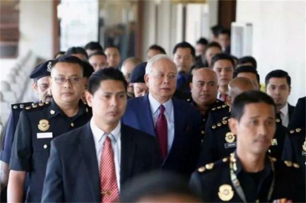 北大才子留澳成間諜，6年使我國企業損失7000億，下場如何？