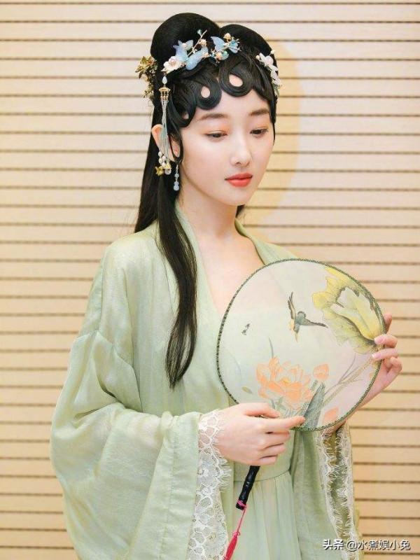 這8位非典型美人，憑什麼演起絕色大美人來既有底氣又有說服力？