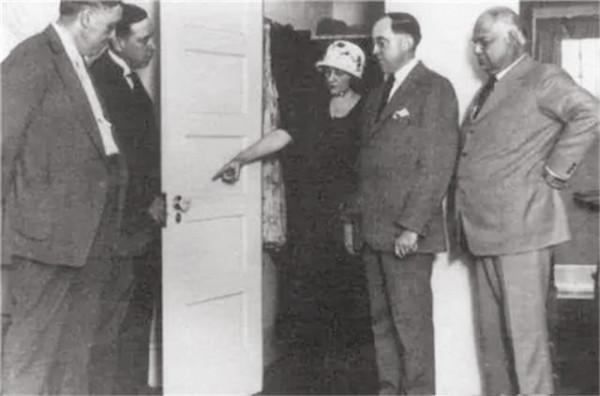 妻子將情人藏家10年，丈夫遇害時才知，最後殺人者為何沒被判刑？