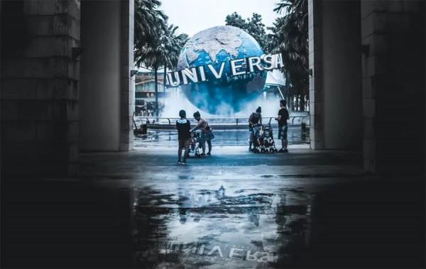 去一趟環球影城，就知道中產和有錢人不一樣