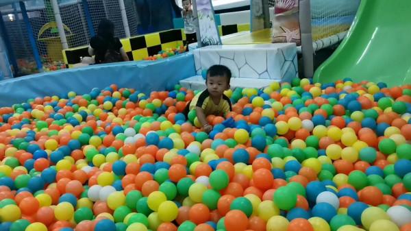 國慶遊樂園一家首遊 國慶遊樂園一家首遊