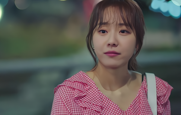 忙完廚房發現菜都被吃沒了，新婚妻子：我嫁進來不是當保姆的