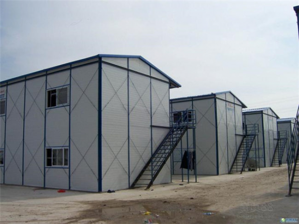 彩鋼屋面滲屋脊部位漏水的原因