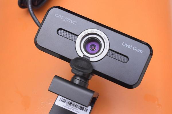 既流暢無噪，又保護隱私！創新Live Cam Sync 1080p V2網路攝像頭體驗