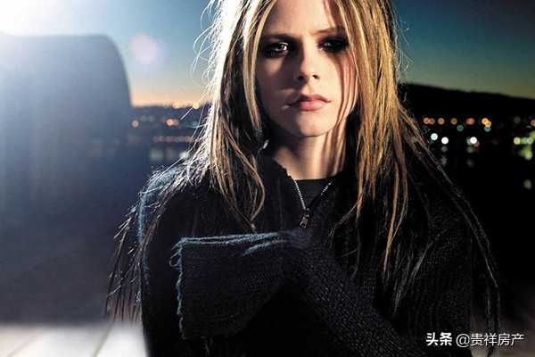 世界十大天后級女歌手排名:泰勒•斯威夫特上榜,碧昂斯第二 世界十大天后級女歌手排名:泰勒•斯威夫特上榜,碧昂斯第二