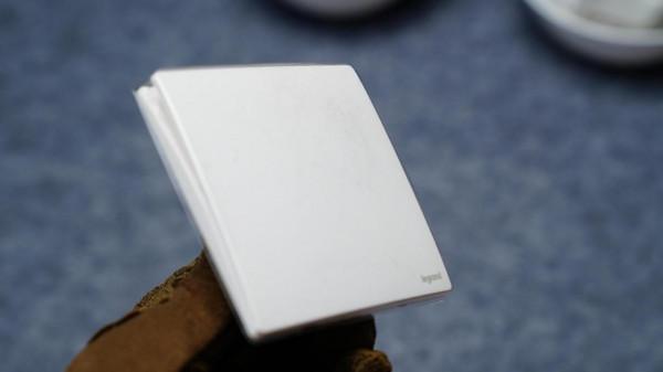 恭喜你,在裝修前看到了這篇開關插座大比拼,五款一線品牌哪家強 恭喜你,在裝修前看到了這篇開關插座大比拼,五款一線品牌哪家強