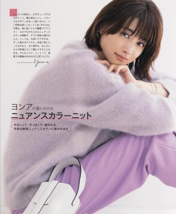 40歲女人別隻穿黑白灰，試試流行的“紫色系”搭配，顯白又顯年輕