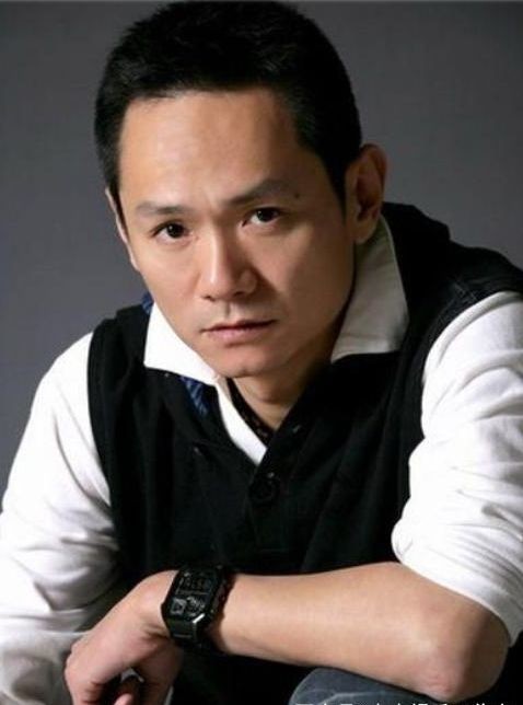 果靜林：早年喪母，中年喪妻，妻子去世後單身12年，沒人能代替她