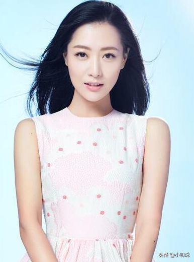 一心渴望愛情的白冰，終究還是成為了單親媽媽，她的背後也有心酸