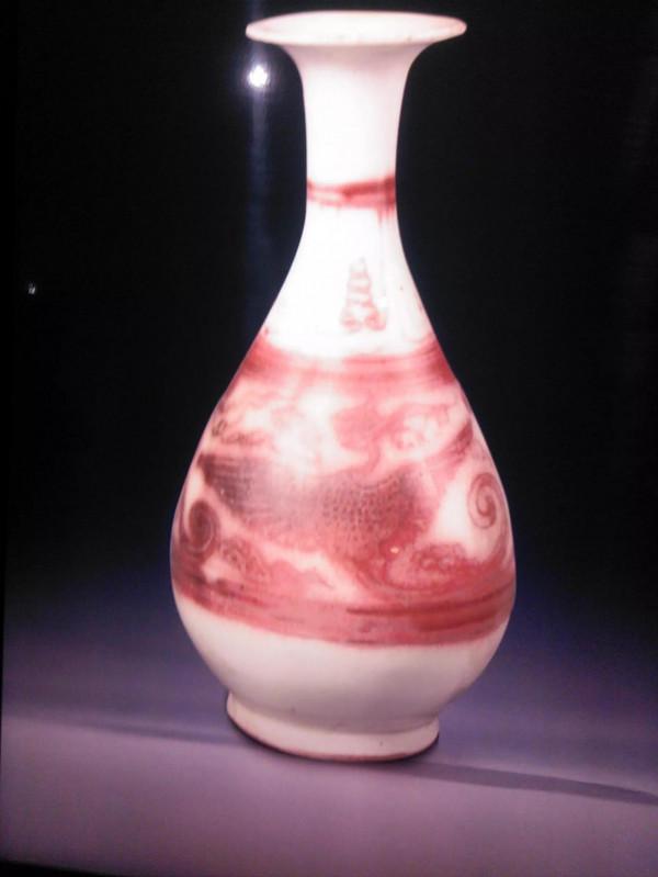 等待千年，只為再次綻放 : 記錄蘇州博物館精品瓷器