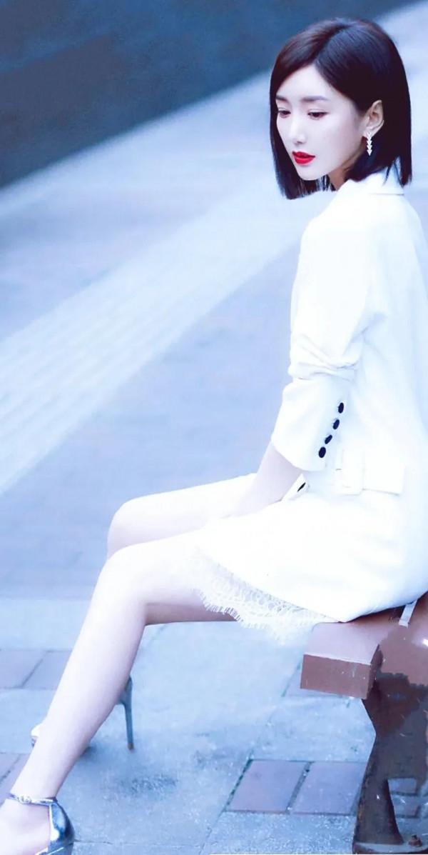 女明星的坐姿,你給誰好評? 女明星的坐姿,你給誰好評?