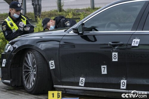 10多顆子彈擊中車身 烏克蘭總統顧問遭暗殺未遂