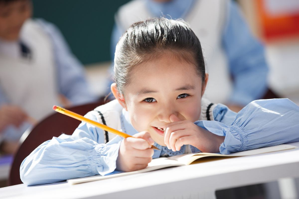 學霸也是3歲看大，孩子這3個特徵是學霸的潛質，父母要用心培養