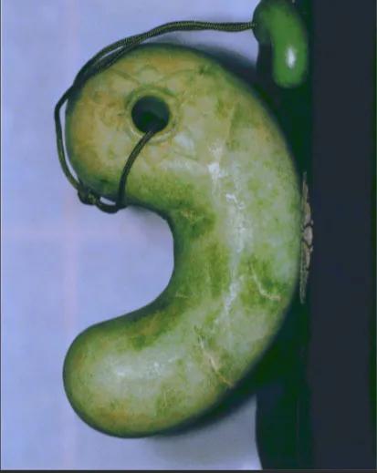 日本天皇的祖傳玉器“勾玉”之淵源考 日本天皇的祖傳玉器“勾玉”之淵源考