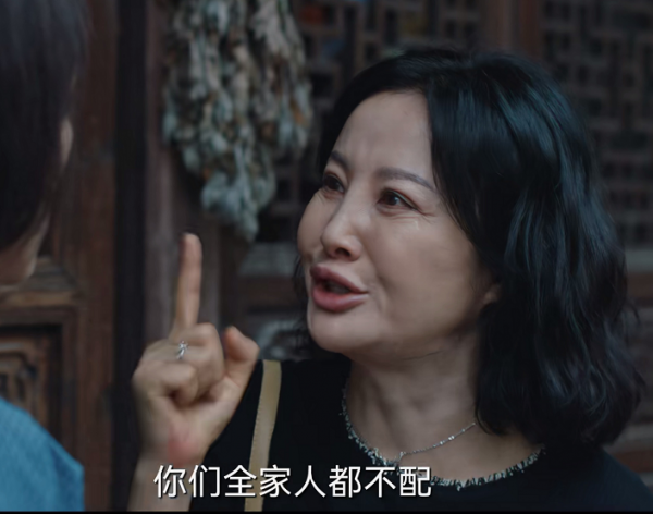 無孔不入！整容臉是如何毀掉各種電視劇的？