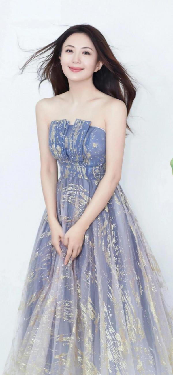 楊童舒高畫質寫真照來了