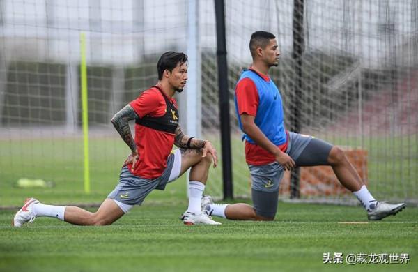 國足過招殘陣敘利亞!費南多白歸化 吳曦:如何限制越南在於教練組 國足過招殘陣敘利亞!費南多白歸化 吳曦:如何限制越南在於教練組