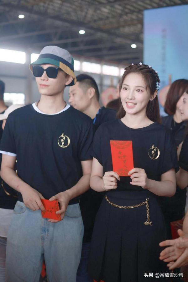 彭小苒新戲《春閨夢裡人》殺青，古裝顏值提升，搭檔95後小生