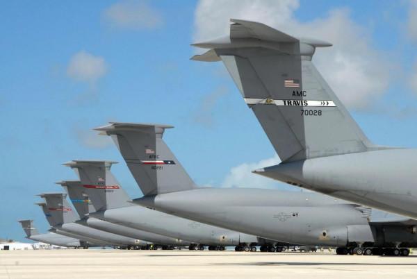 C-5“銀河”運輸機圖集（270圖）