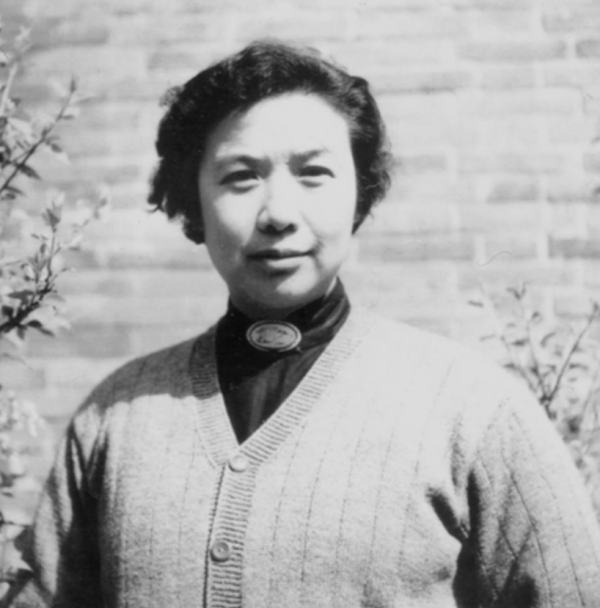 1937年，一小姑娘來到八路軍辦事處哀求道：我要找我的爸爸周恩來