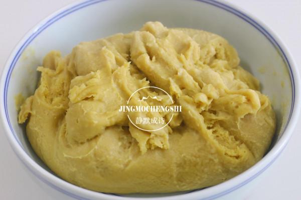 北方做油炸糕，不用麵粉不用酵母，外酥裡糯有糖心，吃著特解饞