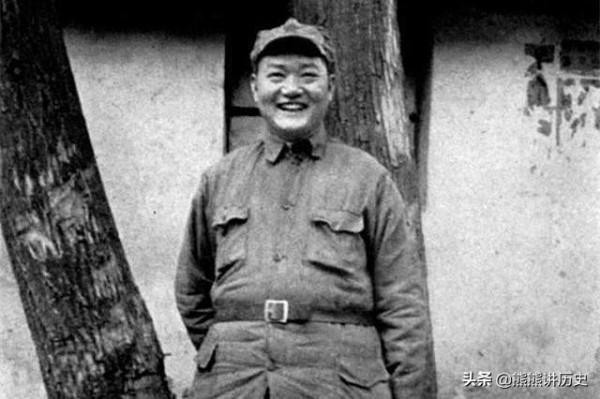 紅一紅二，紅三軍團長是元帥，那麼其他幾位軍團長，又是什麼軍銜