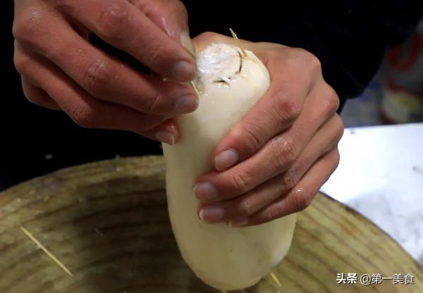 一節蓮藕,一把糯米,廚師長分享江米灌藕家庭版,香甜軟糯吃不膩 一節蓮藕,一把糯米,廚師長分享江米灌藕家庭版,香甜軟糯吃不膩