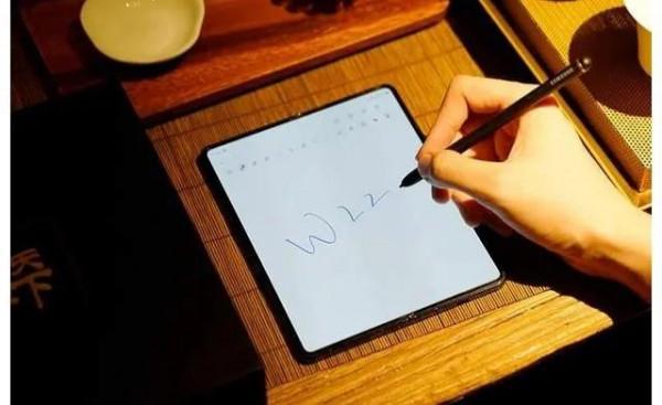 各品牌5000元以上的手機盤點，哪個更優秀？