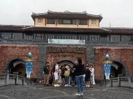 將錯就錯走越南,峴港漫記之七:天空之城的酒世界 將錯就錯走越南,峴港漫記之七:天空之城的酒世界