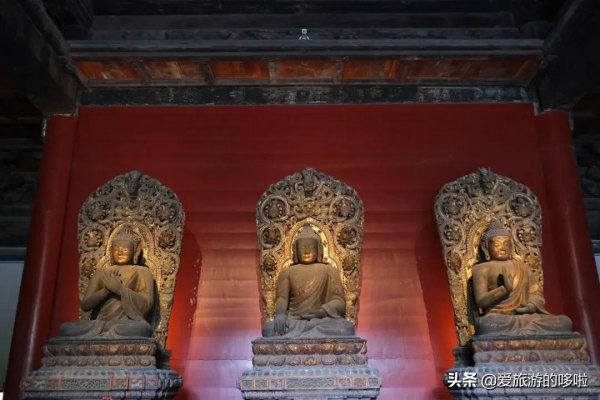 看展喝咖啡、賞壁畫、聽古樂…這座城市的寺廟也太厲害了吧