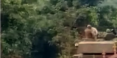 緬北街頭突現軍方車隊，有民眾看到卡車駛往勐古方向