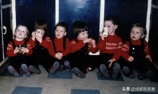 澳大利亞女子收養28個孩子，卻用毒品對他們進行控制！