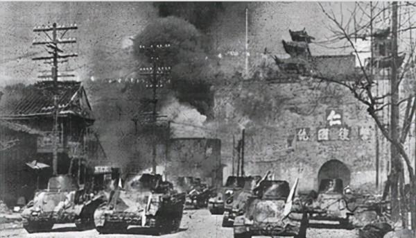 抗日戰爭，日本小坦克都敢囂張！抗美援朝，志願軍卻不懼美軍重坦