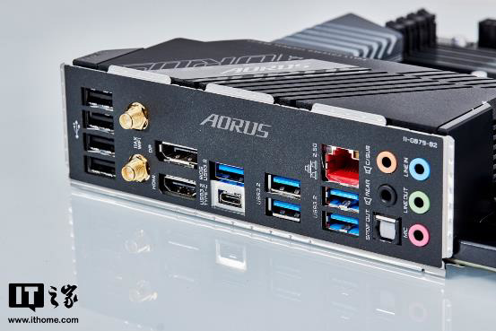 技嘉超級雕 B660 D4 評測:i5 好伴侶,效能大提升 技嘉超級雕 B660 D4 評測:i5 好伴侶,效能大提升