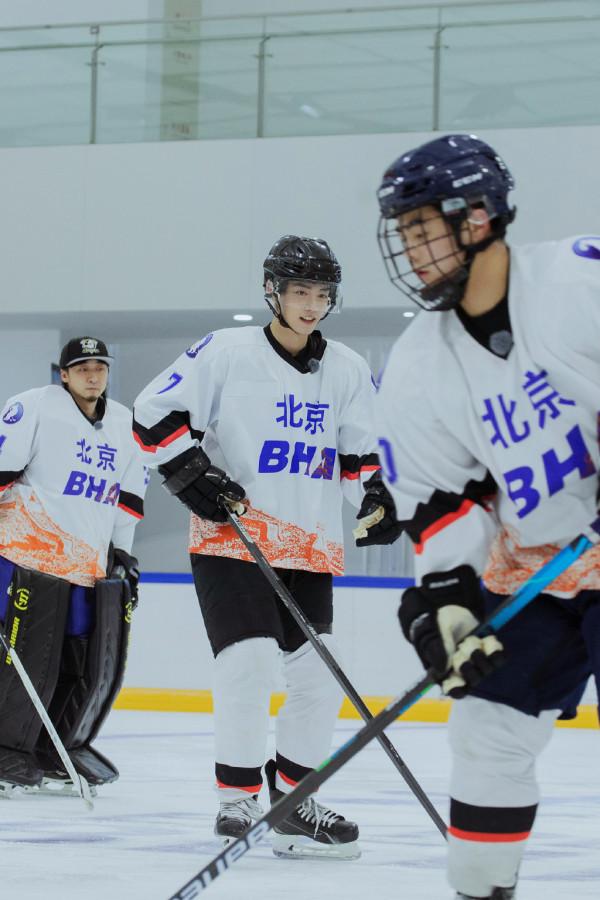 5位“少年感”的男明星：與油膩感絕緣，年過30歲還能演學生