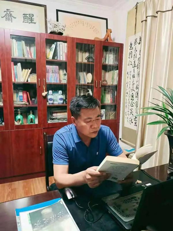 愛上閱讀 | “我特喜愛這本‘中國第一部監獄學術小說’”~