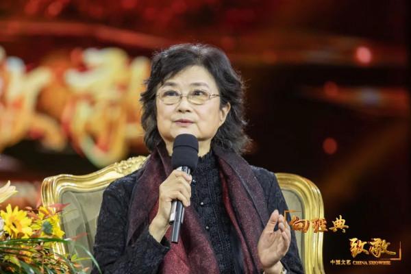 氛圍感拿捏住了！這些春晚舞蹈絕絕子