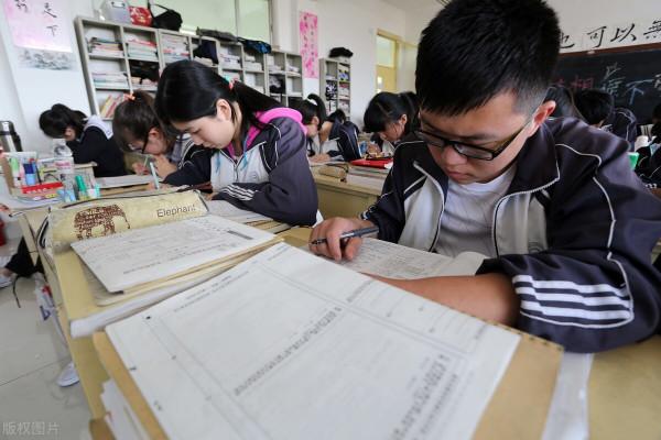 江蘇人口數量全國第四，高考人數只有33.9萬，不到四川一半？