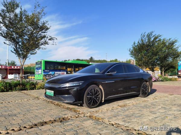 漢EV自駕新疆,不想錯過吉木薩爾的千佛洞,去了讓人有些失望 漢EV自駕新疆,不想錯過吉木薩爾的千佛洞,去了讓人有些失望