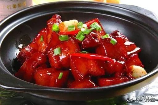 11款豬肉新菜品，款款熱銷，味道一絕，過年待客可作首選