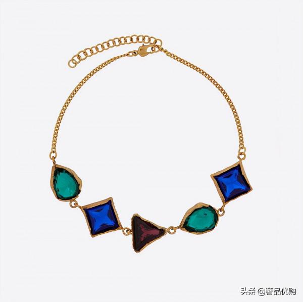 YSL 2021秋冬服飾珠寶：四葉草與十字型珠寶